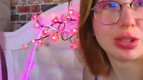 Snapshot of kim__dunn chatting on December 18, 2025, 8:26 pm CatherineBarkJamieWallace online show from December 18, 2025, 8:26 pm