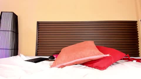 Snapshot of kim_baker1 chatting on February 27, 2026, 8:42 pm kim online show from February 27, 2026, 8:42 pm