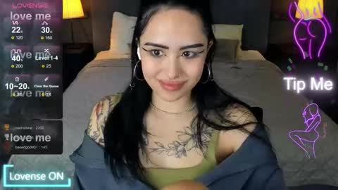 Snapshot of kim_brownie chatting on December 5, 2025, 8:12 am Kim online show from December 5, 2025, 8:12 am