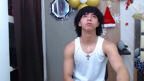 Snapshot of kim_curly_ chatting on November 17, 2025, 2:34 pm KIM online show from November 17, 2025, 2:34 pm