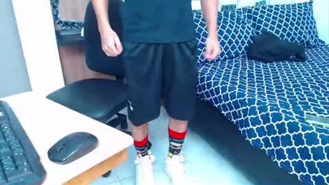 Snapshot of kim_curly_ chatting on November 20, 2025, 3:01 pm KIM online show from November 20, 2025, 3:01 pm