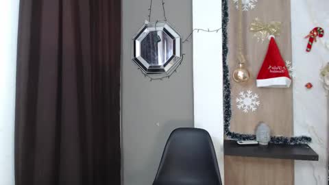 Snapshot of kim_curly_ chatting on January 9, 2026, 2:42 pm KIM online show from January 9, 2026, 2:42 pm