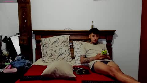 Snapshot of kim_jero chatting on February 25, 2025, 2:36 am kim_jero online show from February 25, 2025, 2:36 am