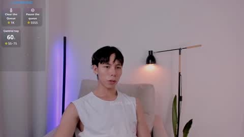 Snapshot of kim_lian2 chatting on February 15, 2026, 5:04 am Kim Lian online show from February 15, 2026, 5:04 am