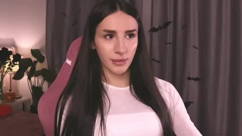 Snapshot of kim_oberlin chatting on October 31, 2025, 11:22 am Kim Oberlin online show from October 31, 2025, 11:22 am