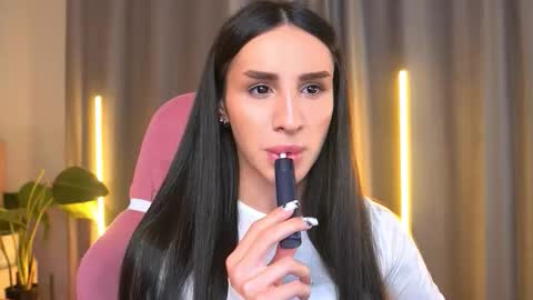 Snapshot of kim_oberlin chatting on November 14, 2025, 4:06 pm Kim Oberlin online show from November 14, 2025, 4:06 pm