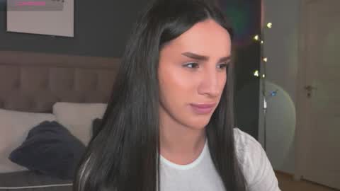 Snapshot of kim_oberlin chatting on December 1, 2025, 11:04 am Kim Oberlin online show from December 1, 2025, 11:04 am