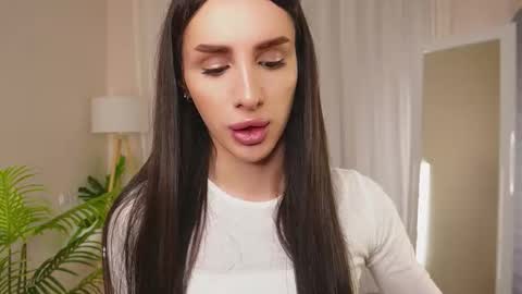 Snapshot of kim_oberlin chatting on December 3, 2025, 4:16 pm Kim Oberlin online show from December 3, 2025, 4:16 pm