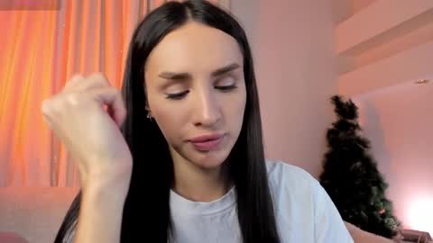 Snapshot of kim_oberlin chatting on December 14, 2025, 5:57 am Kim Oberlin online show from December 14, 2025, 5:57 am