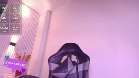 Snapshot of kim_ritz chatting on June 14, 2026, 2:24 am Kim online show from June 14, 2026, 2:24 am