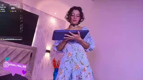Snapshot of kim_ritz chatting on July 11, 2026, 8:11 pm Kim online show from July 11, 2026, 8:11 pm
