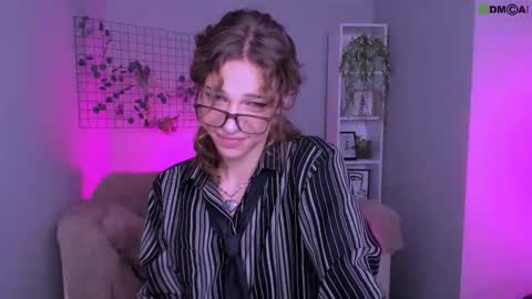 kim online show from September 13, 2025, 8:19 pm