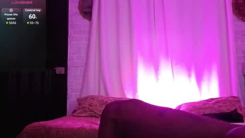 Snapshot of kimandyuk chatting on December 15, 2025, 12:04 am Kim Yuk online show from December 15, 2025, 12:04 am