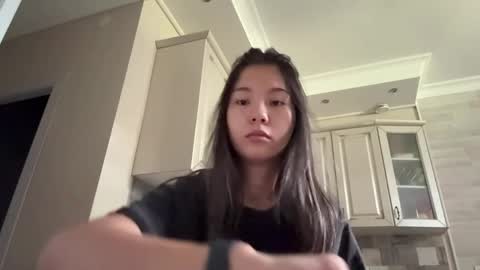 Polly online show from May 31, 2026, 8:43 am