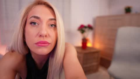 Snapshot of kimberhot chatting on February 18, 2026, 4:08 am Kim online show from February 18, 2026, 4:08 am