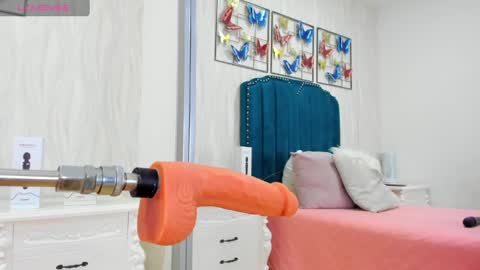 Kimberlin  online show from February 2, 2025, 7:46 pm