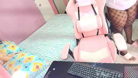 Snapshot of kimberly_bellu chatting on March 4, 2026, 2:39 am Anita. online show from March 4, 2026, 2:39 am