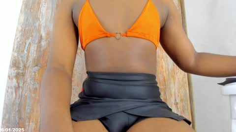 Snapshot of kimberly_house chatting on January 27, 2025, 12:33 am Kimberly 3 online show from January 27, 2025, 12:33 am