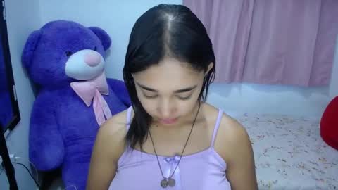 Snapshot of kimberly_slim chatting on September 22, 2025, 12:29 pm Kim online show from September 22, 2025, 12:29 pm