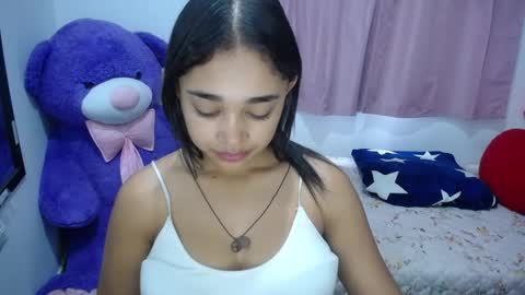 Snapshot of kimberly_slim chatting on October 7, 2025, 12:24 pm Kim online show from October 7, 2025, 12:24 pm