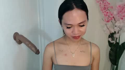 Snapshot of kimberly_tart chatting on June 12, 2026, 11:35 pm Kimberly online show from June 12, 2026, 11:35 pm