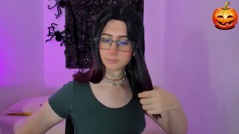 kimberly_thonson online show from October 17, 2025, 3:25 pm