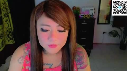 Kimberly Polizzi     online show from October 17, 2025, 2:26 am