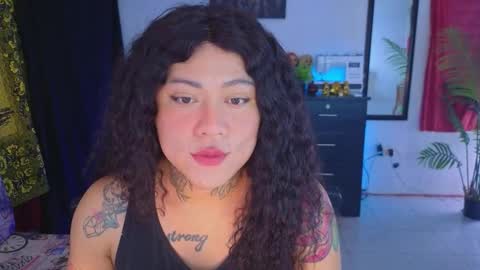 Kimberly Polizzi     online show from October 27, 2025, 11:09 pm