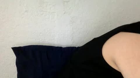 KimberlyLynn online show from March 6, 2025, 3:24 pm