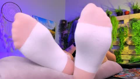 kimclarks online show from July 23, 2026, 5:44 pm