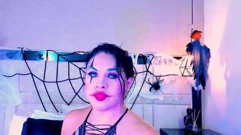 Kim cossey online show from October 15, 2025, 3:17 am