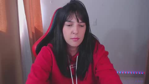 Kim 3 online show from January 3, 2025, 7:18 pm