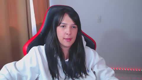 Kim 3 online show from January 31, 2025, 7:51 pm