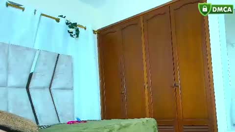 kimi__01 online show from June 10, 2026, 12:04 pm
