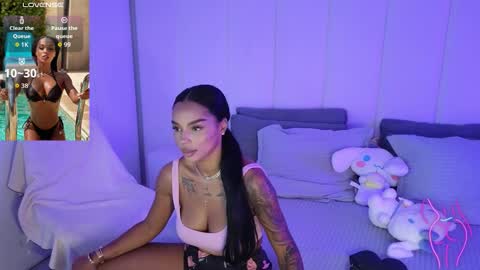 Snapshot of kimibrowny chatting on October 1, 2025, 9:59 am Kim online show from October 1, 2025, 9:59 am