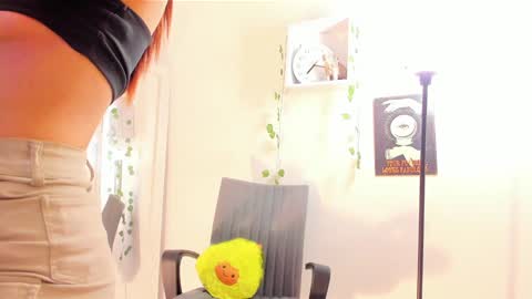 Snapshot of kimmcarter chatting on December 15, 2024, 2:30 am Kimm online show from December 15, 2024, 2:30 am