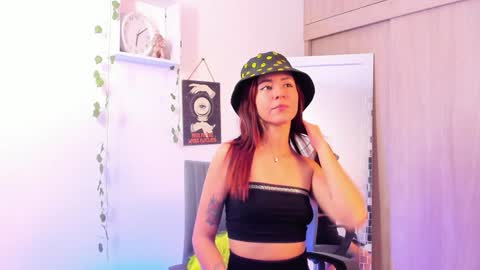 Snapshot of kimmcarter chatting on December 20, 2024, 3:03 am Kimm online show from December 20, 2024, 3:03 am