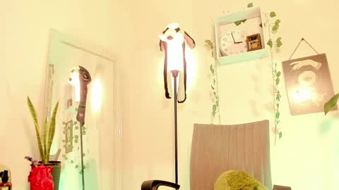 Snapshot of kimmcarter chatting on January 25, 2025, 8:00 am Kimm online show from January 25, 2025, 8:00 am