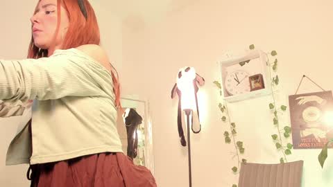 Snapshot of kimmcarter chatting on February 6, 2025, 3:59 am Kimm online show from February 6, 2025, 3:59 am