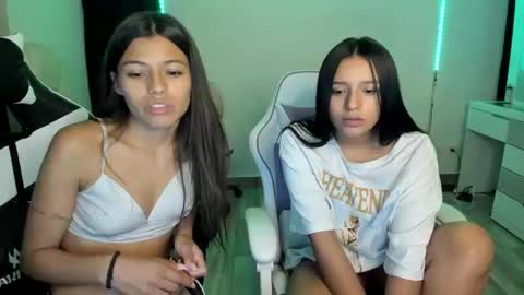 Snapshot of kimmi_foxy chatting on February 6, 2025, 11:15 pm kimmi online show from February 6, 2025, 11:15 pm