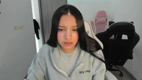 Snapshot of kimmi_foxy chatting on October 15, 2025, 6:41 pm kimmi online show from October 15, 2025, 6:41 pm