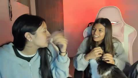 Snapshot of kimmi_foxy chatting on November 25, 2025, 11:05 pm kimmi online show from November 25, 2025, 11:05 pm