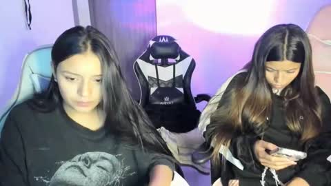 Snapshot of kimmi_foxy chatting on November 26, 2025, 11:06 pm kimmi online show from November 26, 2025, 11:06 pm