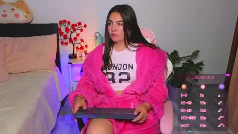 kimmie_dollxo online show from May 2, 2026, 11:54 pm