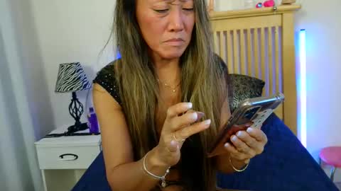 Kimmi Taylor online show from October 31, 2025, 8:54 pm