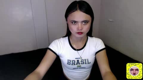 Snapshot of kimmy_fuckinggreat chatting on December 16, 2024, 7:04 am kim ejara online show from December 16, 2024, 7:04 am