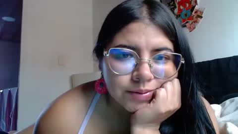 Kimmy online show from March 11, 2025, 8:20 pm