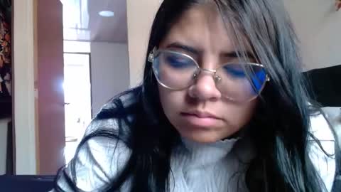 Kimmy online show from March 12, 2025, 9:13 pm