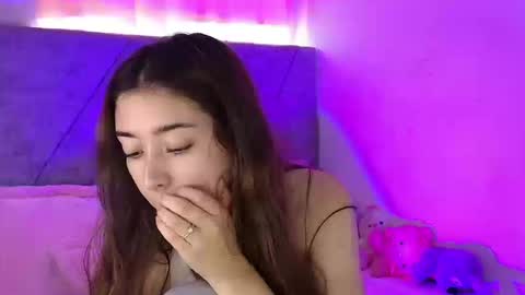 Snapshot of kimmy_veggaa chatting on September 19, 2025, 4:07 pm kimm online show from September 19, 2025, 4:07 pm
