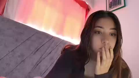 Snapshot of kimmy_veggaa chatting on September 22, 2025, 2:41 pm kimm online show from September 22, 2025, 2:41 pm